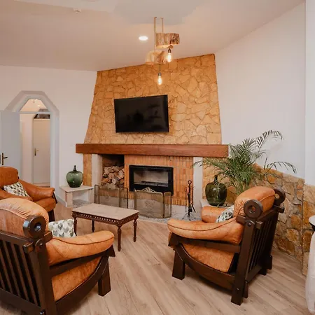 Bed and Breakfast Casa Da Cerca-suite Aconchegante Com Piscina 3*