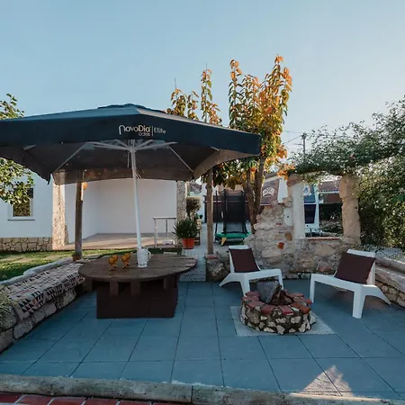 Casa Da Cerca-suite Aconchegante Com Piscina 住宿加早餐酒店