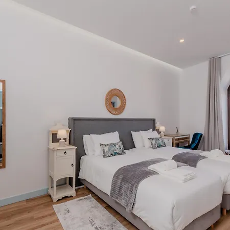 Casa Da Cerca-suite Aconchegante Com Piscina Bed and Breakfast Runa