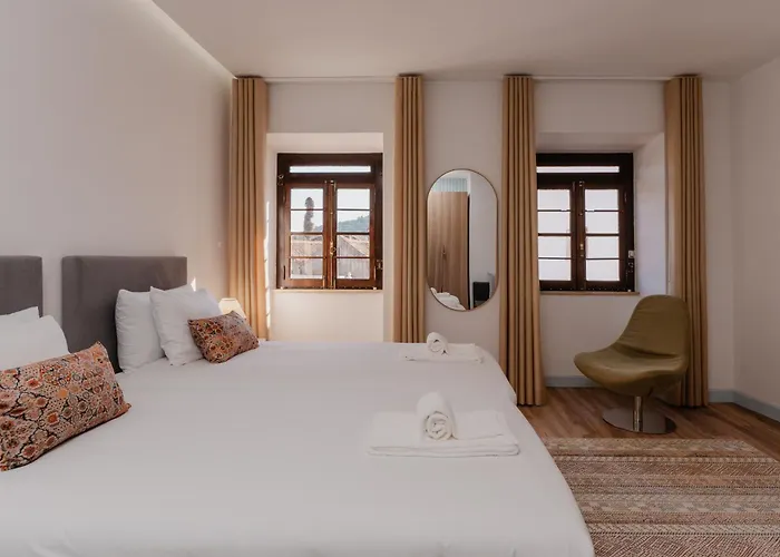 Casa Da Cerca-suite Aconchegante Com Piscina Bed & Breakfast