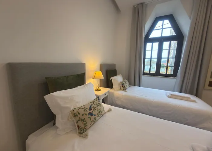 Casa Da Cerca-suite Aconchegante Com Piscina 3* Runa